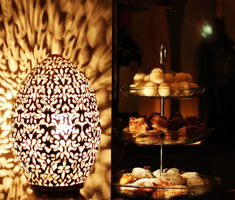Desserts and tea at Dada